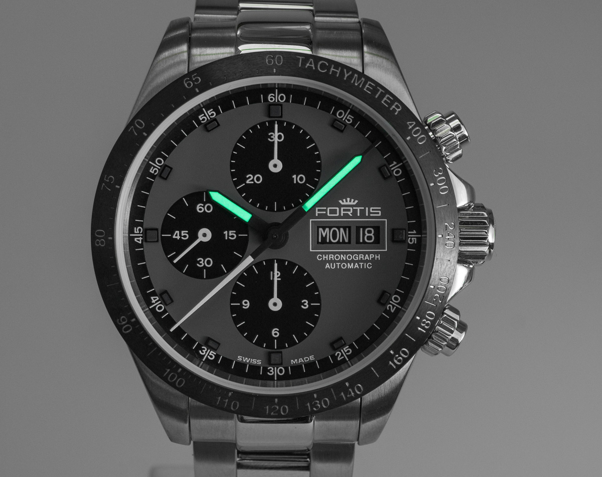 ストラトライナー オールブラック リミテッド・エディション