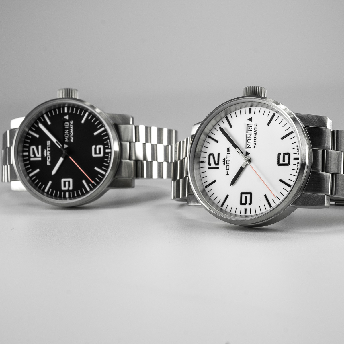 スペースマティック ホワイト スチール