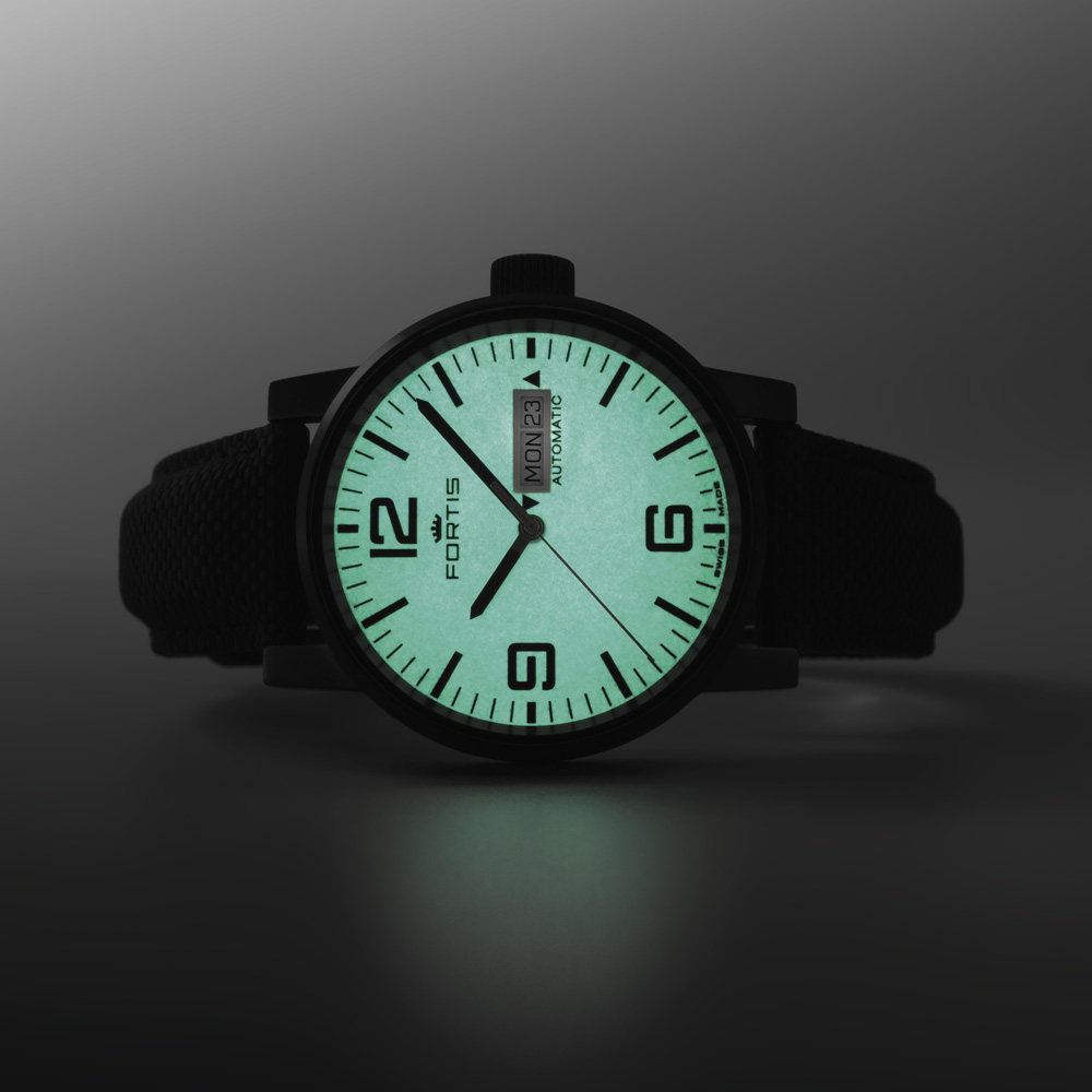 スペースマティック ホワイト ステルス