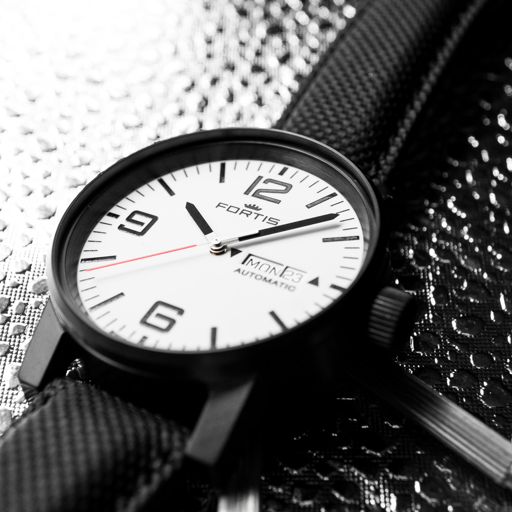 スペースマティック ホワイト ステルス