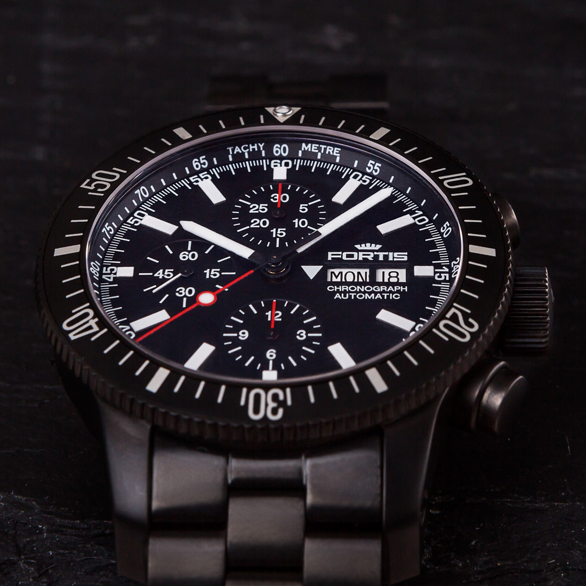 モノリス クロノグラフ