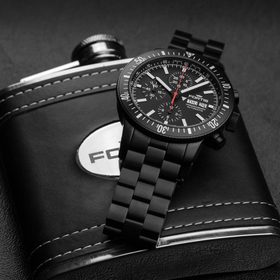 モノリス クロノグラフ