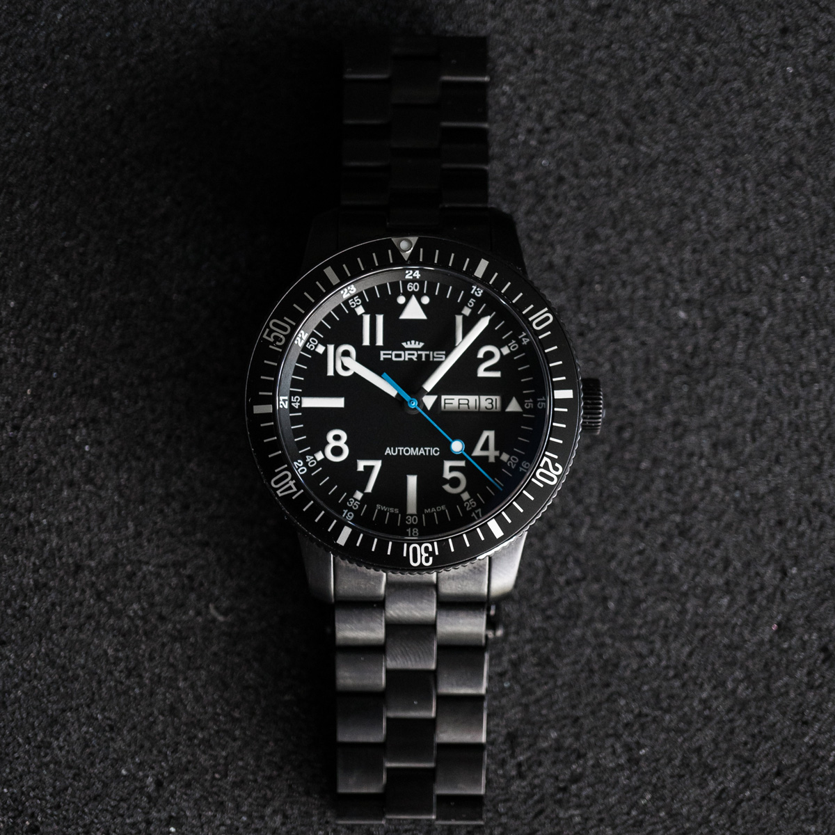 ダイバーブラック