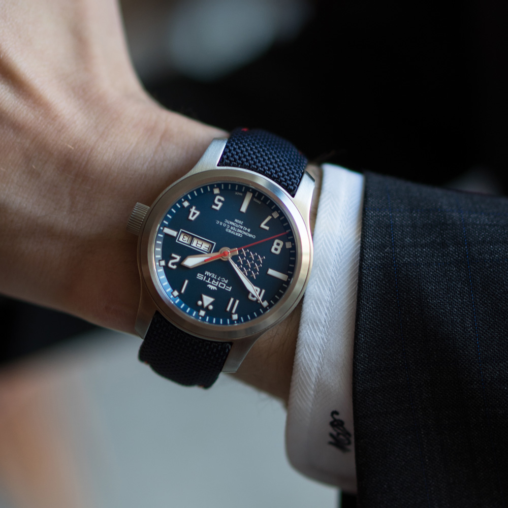 PC-7チーム エアロマスター デイデイト