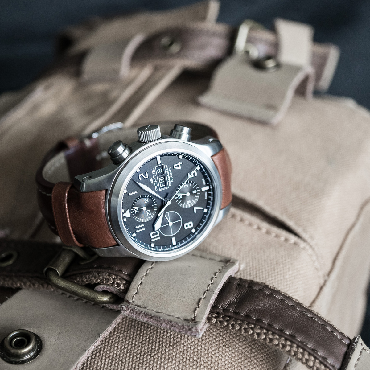 エアロマスター スチール クロノグラフ