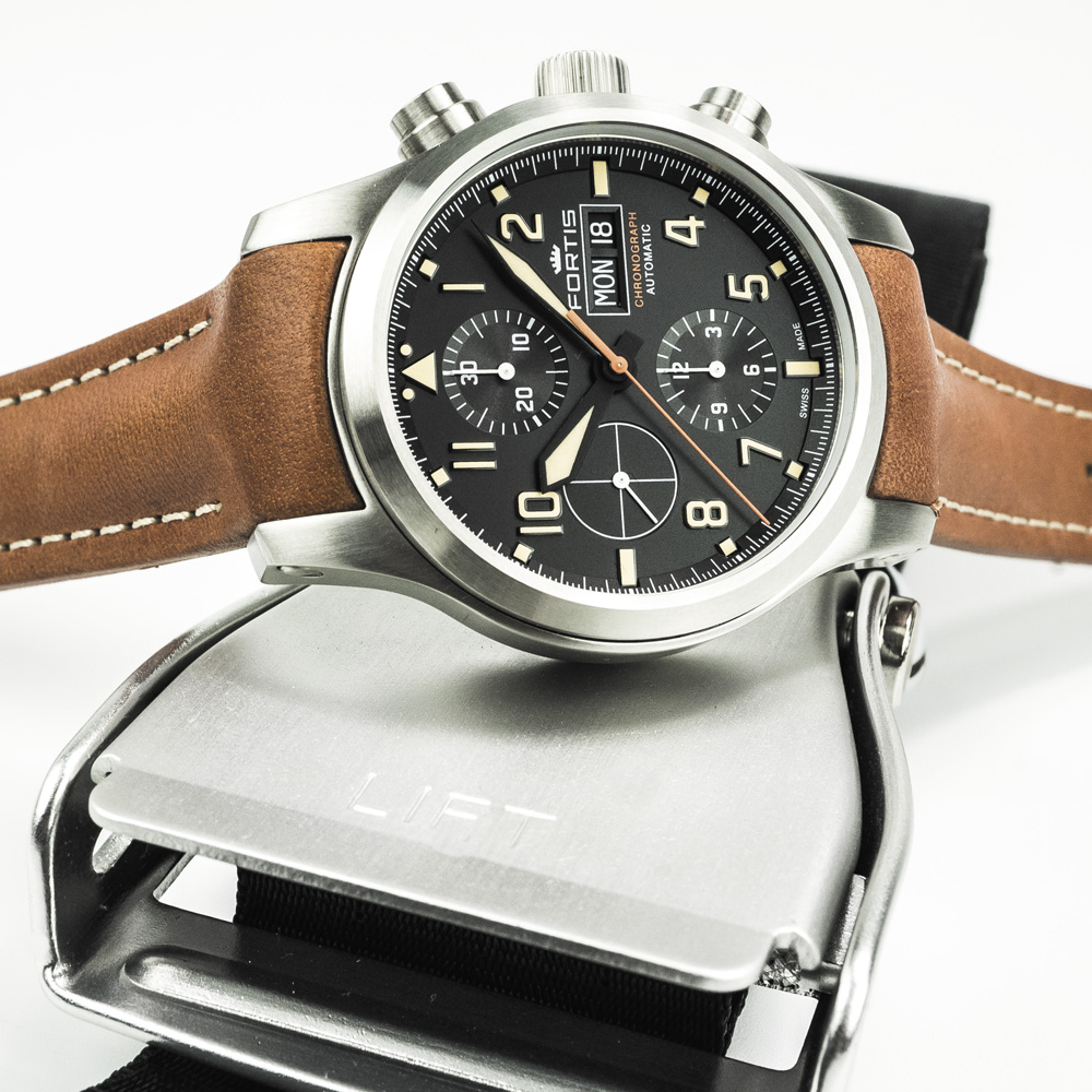 エアロマスター オールドラジウム クロノグラフ