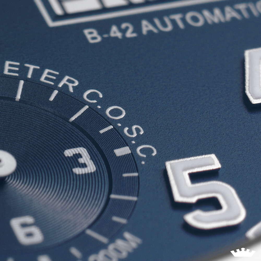 PC-7チーム エアロマスター クロノグラフ