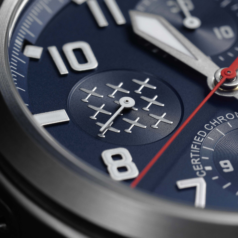 PC-7チーム エアロマスター クロノグラフ