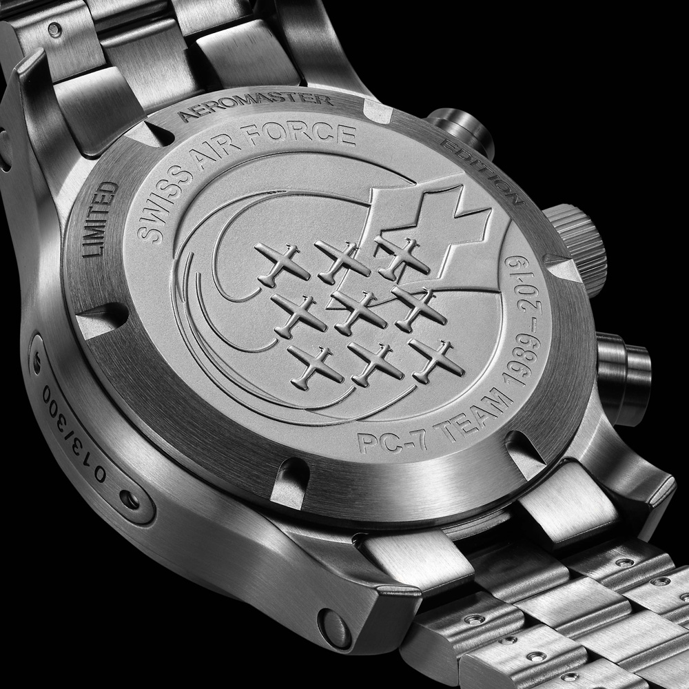 PC-7チーム エアロマスター クロノグラフ