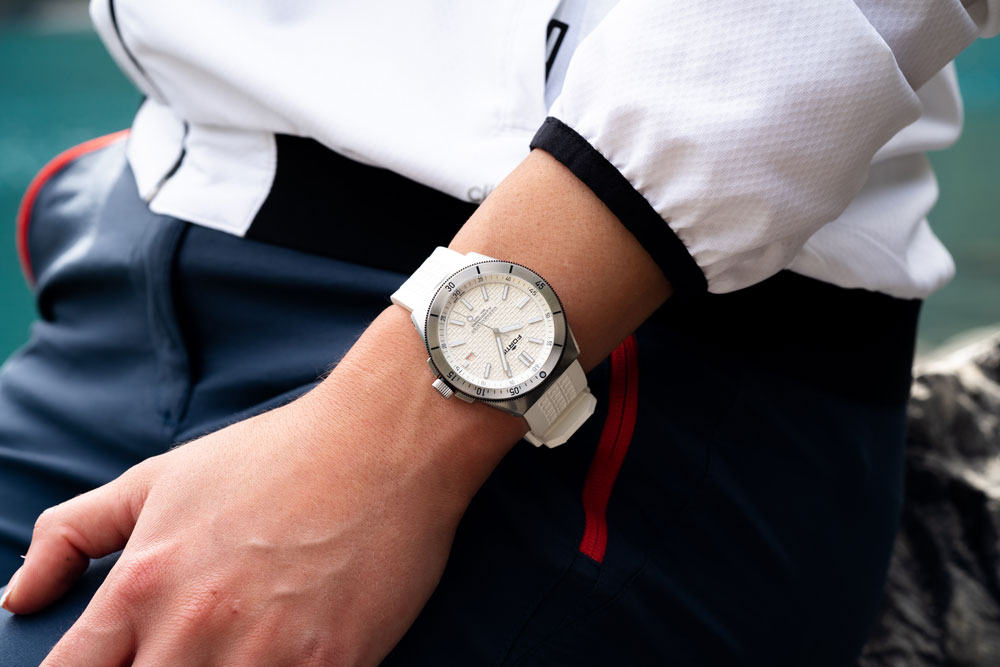 マリンマスターM-40 スノー・ホワイト