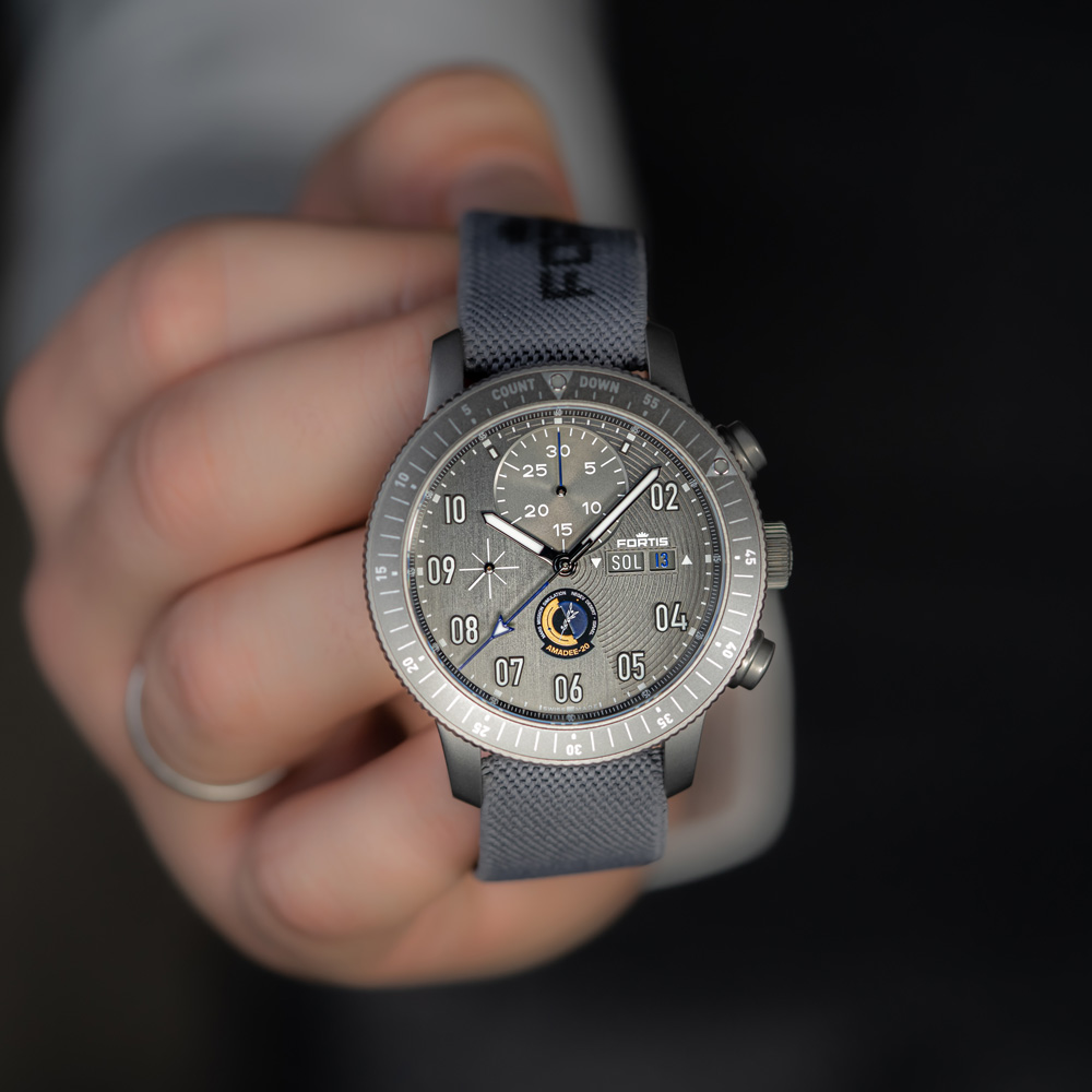 オフィシャル・コスモノート アマディ20