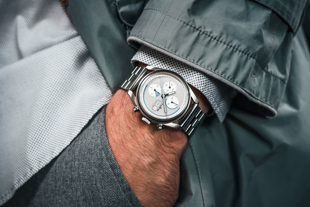 ストラトライナーS-41クールグレー